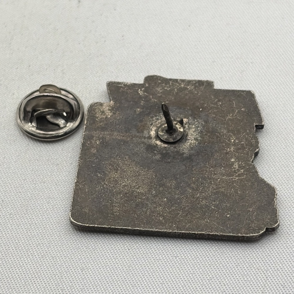 Vintage Super Chevy Magazine Car Show Chevrolet Lapel Hat Pin - Picture 3 of 3